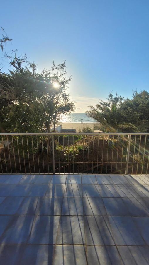 Miledy Monolocale Direttamente Sul Mare Apartment Marina di Castagneto Carducci Bagian luar foto