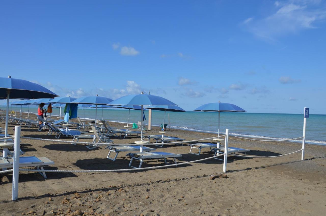 Miledy Monolocale Direttamente Sul Mare Apartment Marina di Castagneto Carducci Bagian luar foto
