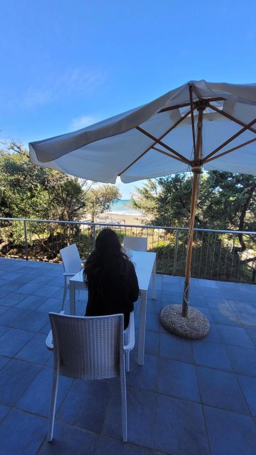 Miledy Monolocale Direttamente Sul Mare Apartment Marina di Castagneto Carducci Bagian luar foto